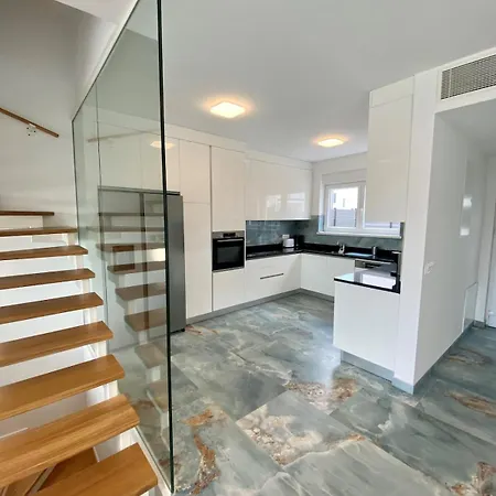 Beautiful In Porec! 别墅