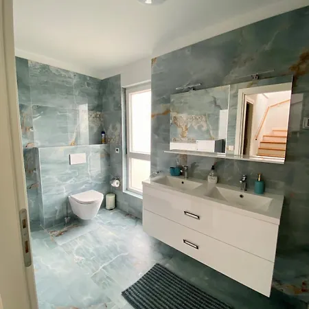 别墅 Beautiful In Porec!