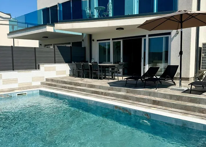 Villa Beautiful In Porec!